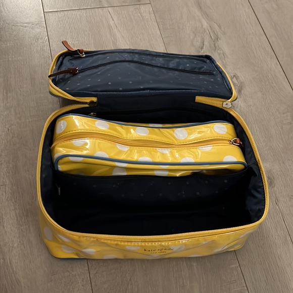 Kate Spade two piece cosmetic bag - Picture 4 of 4